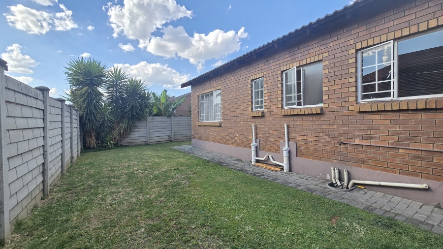 3 Bedroom Property for Sale in Waterval East North West
